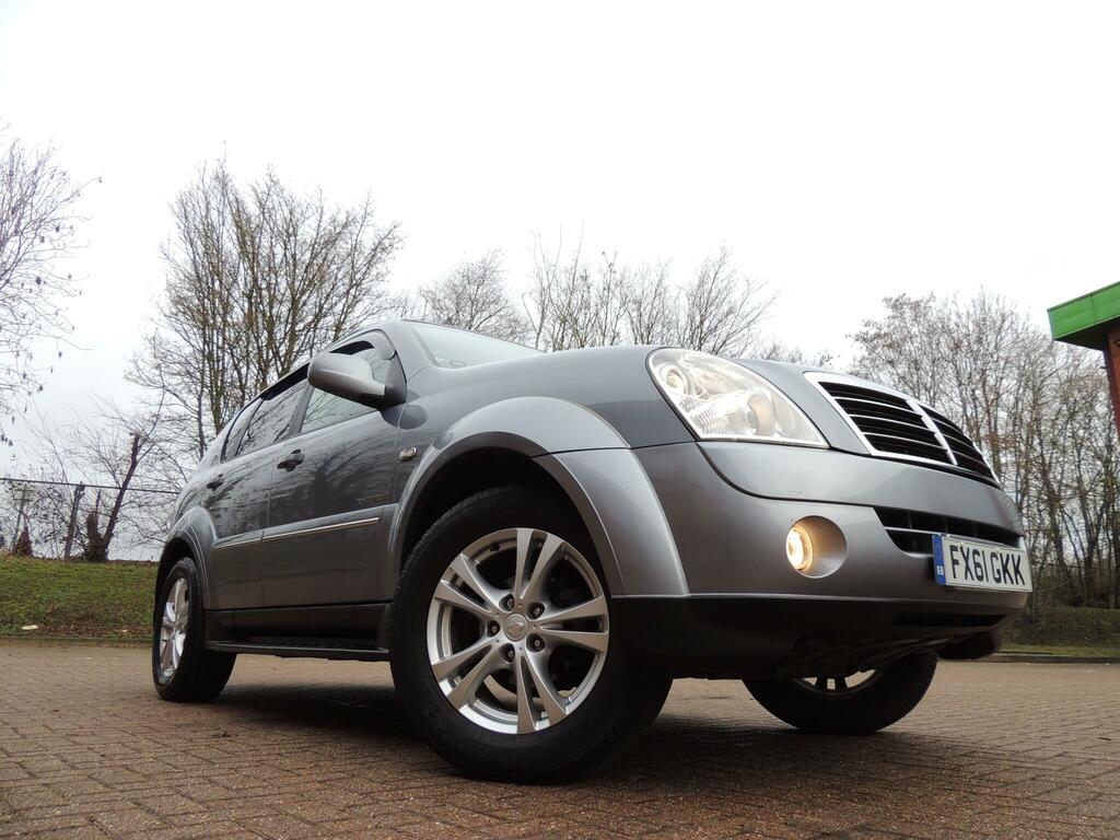 SsangYong Rexton 270 Ex Grey #4