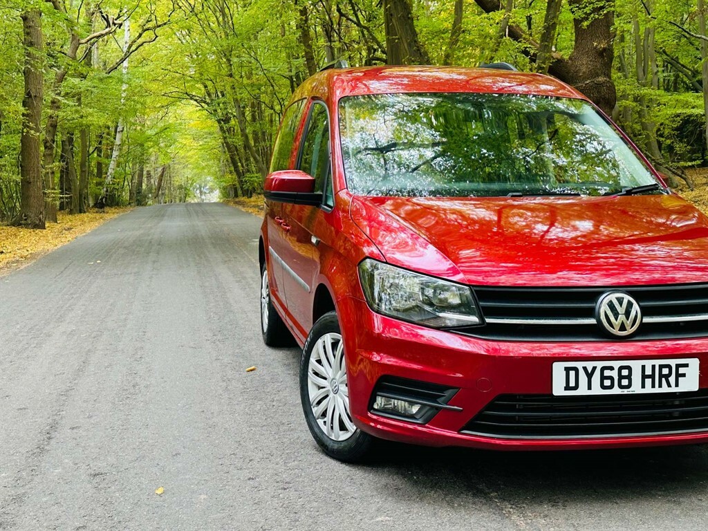 Volkswagen Caddy Life 1.4 L C20 Life Tsi Red #2