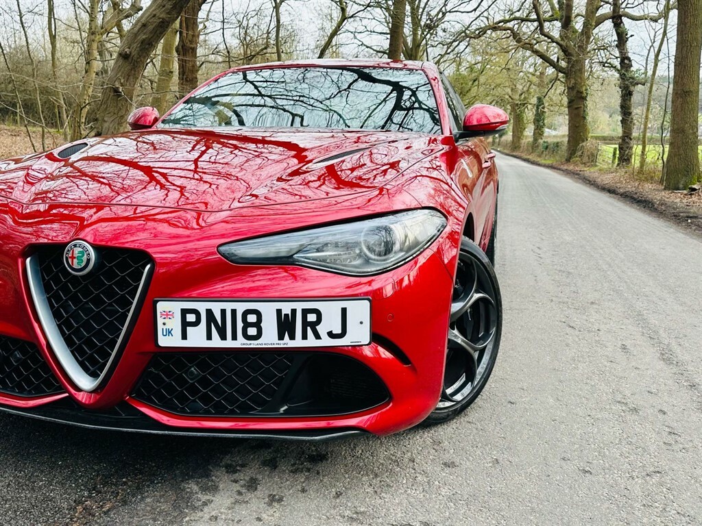 Alfa Romeo Giulia 2.9 L V6 Bi-t Quadrifoglio Red #4