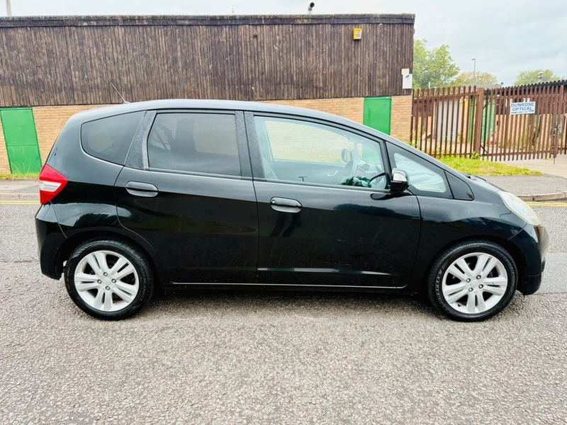Honda Jazz I-vtec Ex GJ62UWB Black #6