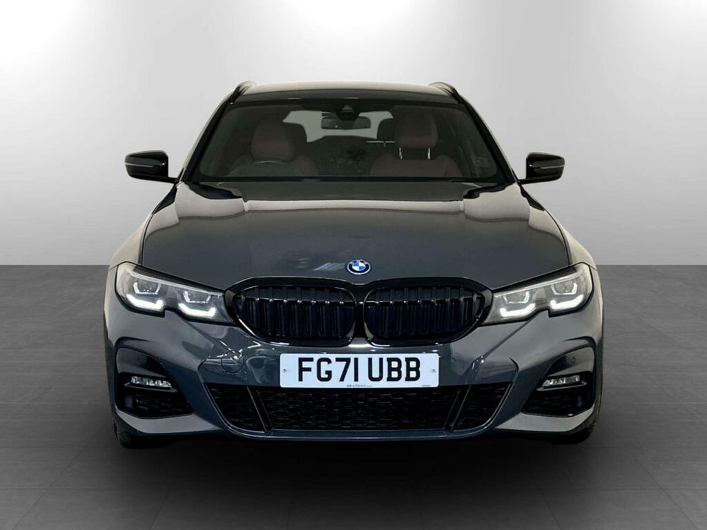 BMW 3 Series 2.0 330E 12Kwh M Sport Pro Edition Touring Pet Grey