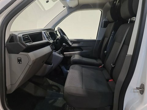Volkswagen Transporter 2.0 Tdi T30 YE24KUU #6