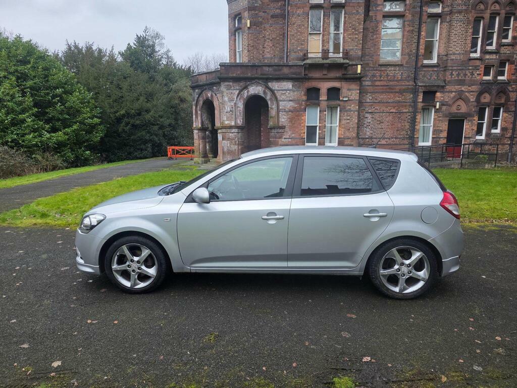 Kia Ceed 1.6 Crdi 3 Hatchback Silver #6