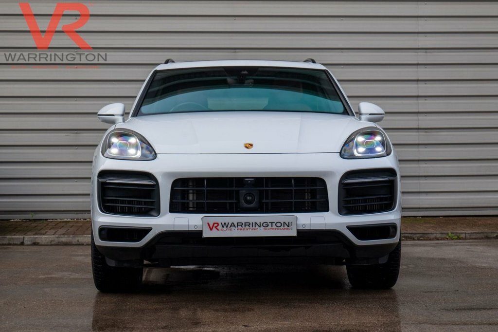 Porsche Cayenne 3L Platinum Edition PY72HZB White #4
