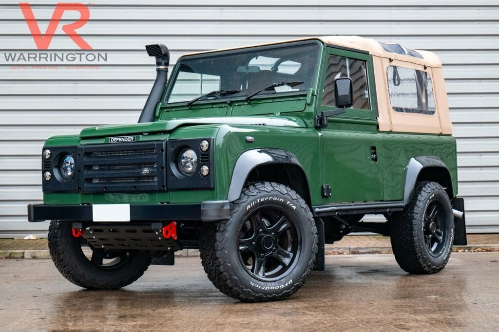 Land Rover Defender 90 Suv P968BTA Green #4