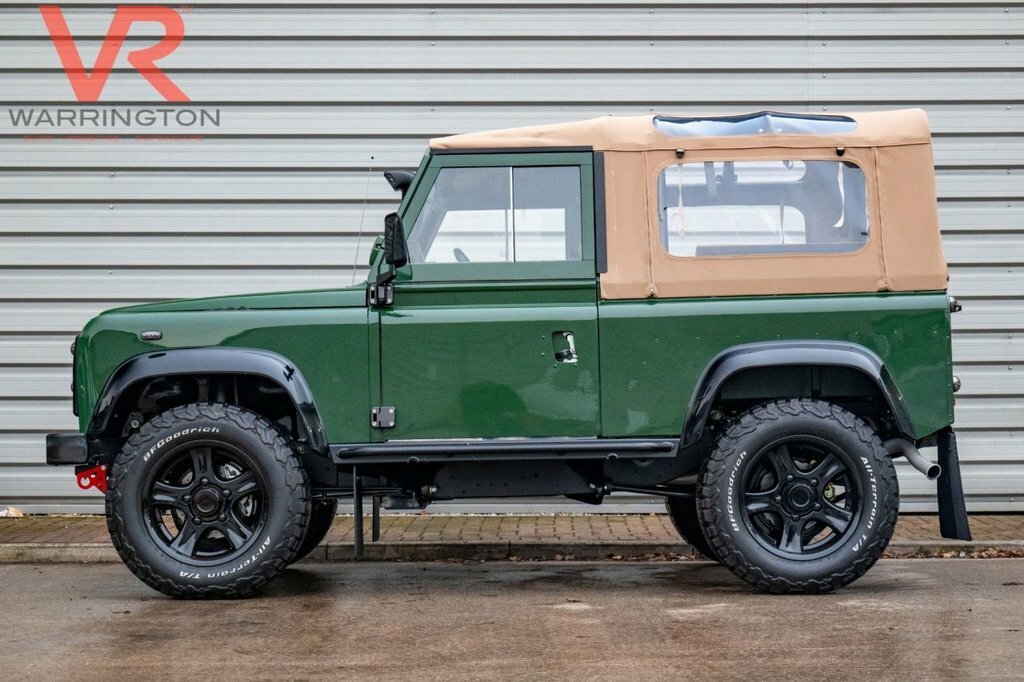 Land Rover Defender 90 Suv P968BTA Green #5