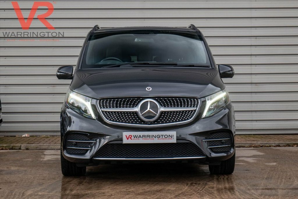 Mercedes-Benz V Class 2L Amg Line LM25HKL Grey #4