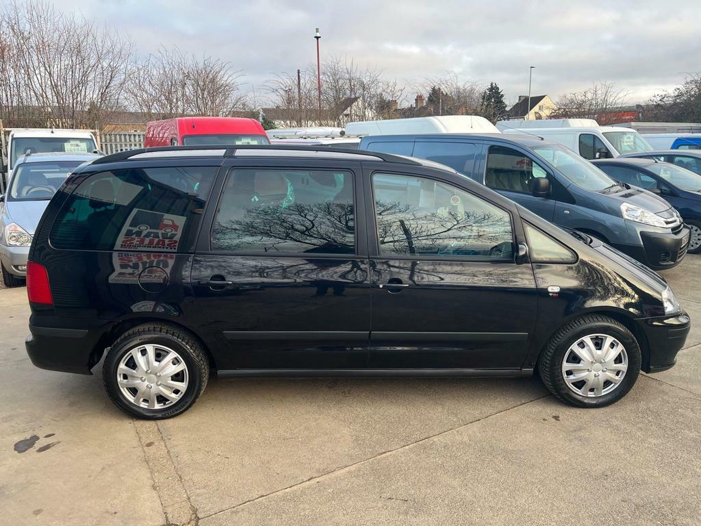 Seat Alhambra 2.0 Tdi Ecomotive Black #4