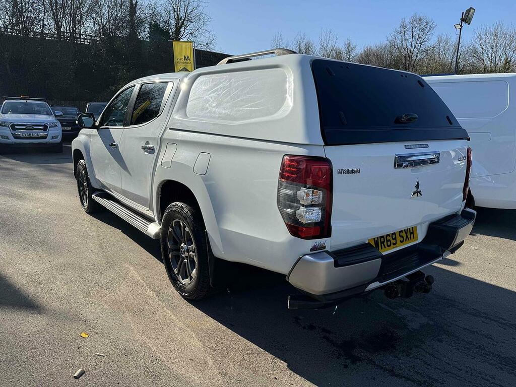 Mitsubishi L200 Di-d Dc Warrior 2.2 Pickup Pi WR69SXH White #6
