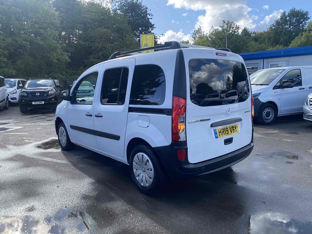 Mercedes-Benz CITAN 1.5 109 Cdi Pro Tourer L2 Euro 6 HR19VBX White #6