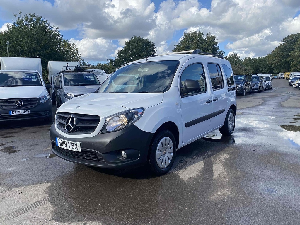 Mercedes-Benz CITAN 1.5 109 Cdi Pro Tourer L2 Euro 6 HR19VBX White #3
