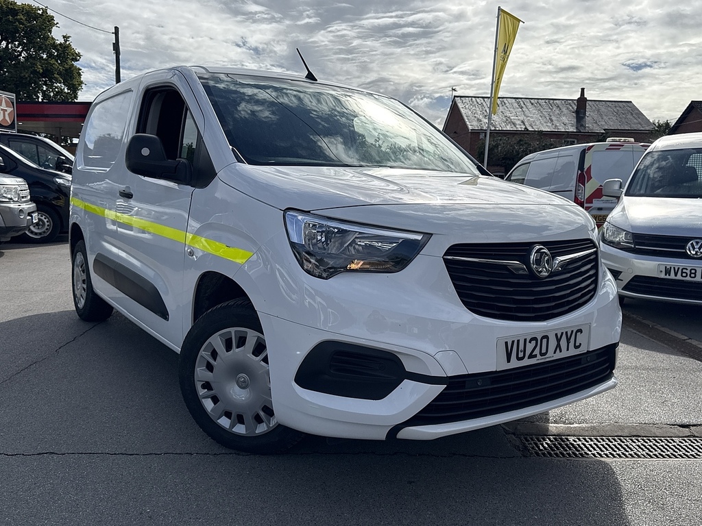 Vauxhall Combo 1.5 Turbo D 2000 Sportive Panel Van Man White