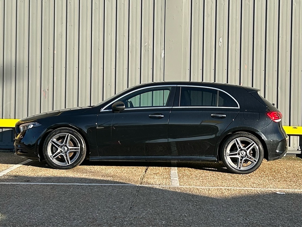 Mercedes-Benz A Class 1.5 A180d Amg Line Premium 2 Hatchback Diese HX70WXT Black #5