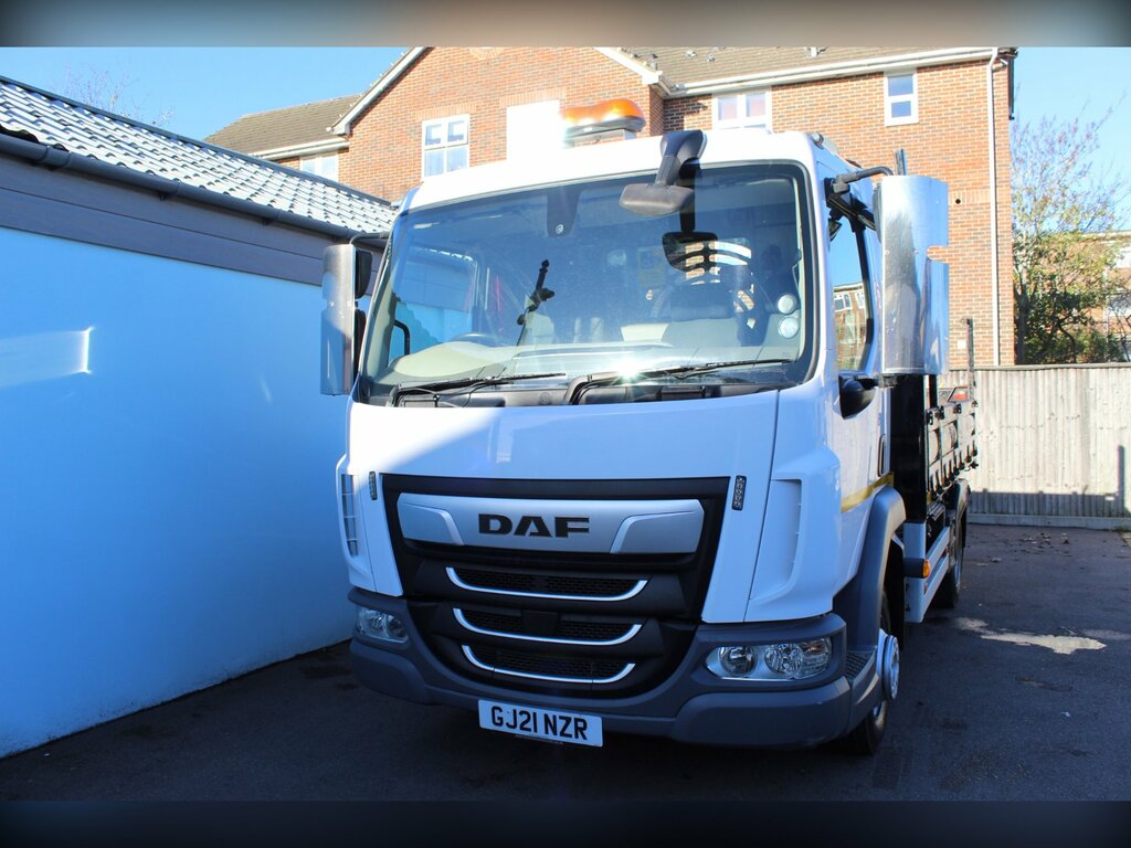 DAF All Models 180 4500 7.5T Tipper Air Con Euro 6 White #2