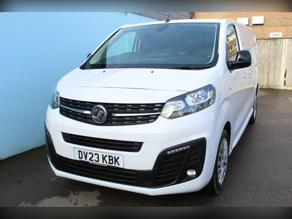 Vauxhall Vivaro 2900 Pro 1.5 Hdi 100 Sat Nav Reverse Camera Air Co DV23KBK White #6