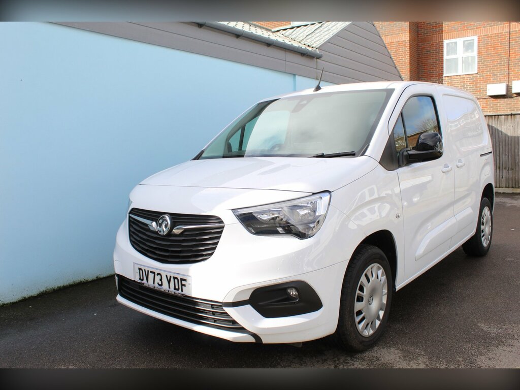 Vauxhall Combo 1.5 Turbo D 2300 Pro Panel Van S DV73YDF White #4