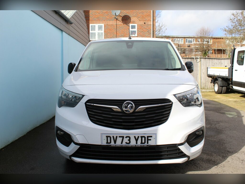 Vauxhall Combo 1.5 Turbo D 2300 Pro Panel Van S DV73YDF White #3