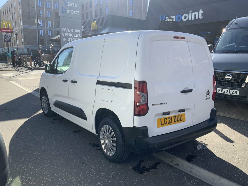 Citroen Berlingo 1.5 650 Enterprise M Bluehdi 76 Bhp LG21DUU White #4