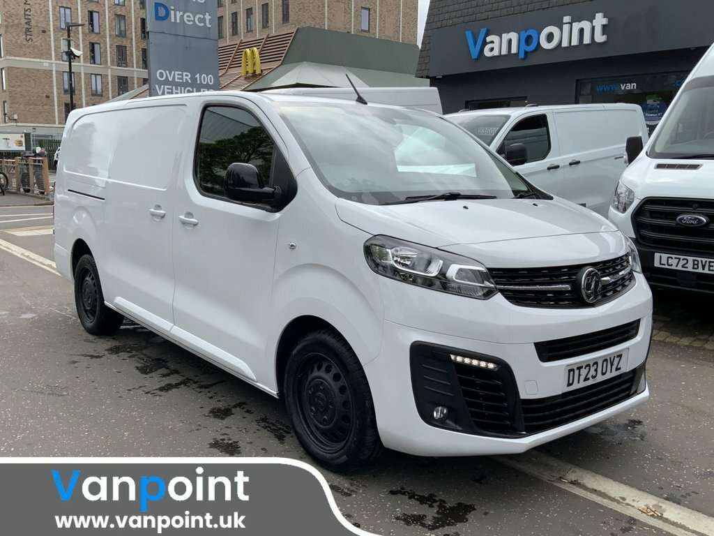 Vauxhall Vivaro 1.5L Pro 6Dr White