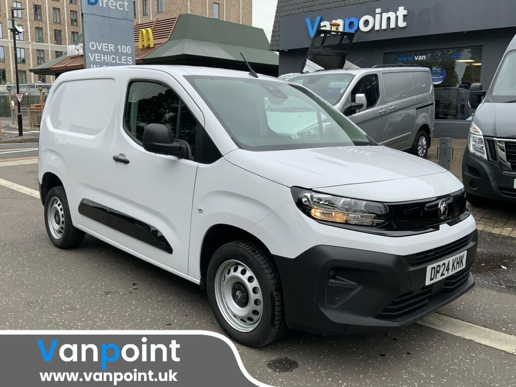 Vauxhall Combo 1.5L Prime White