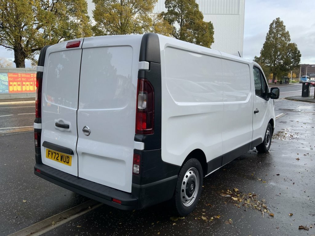 Nissan Primastar 2L Visia FY72WUD White #4