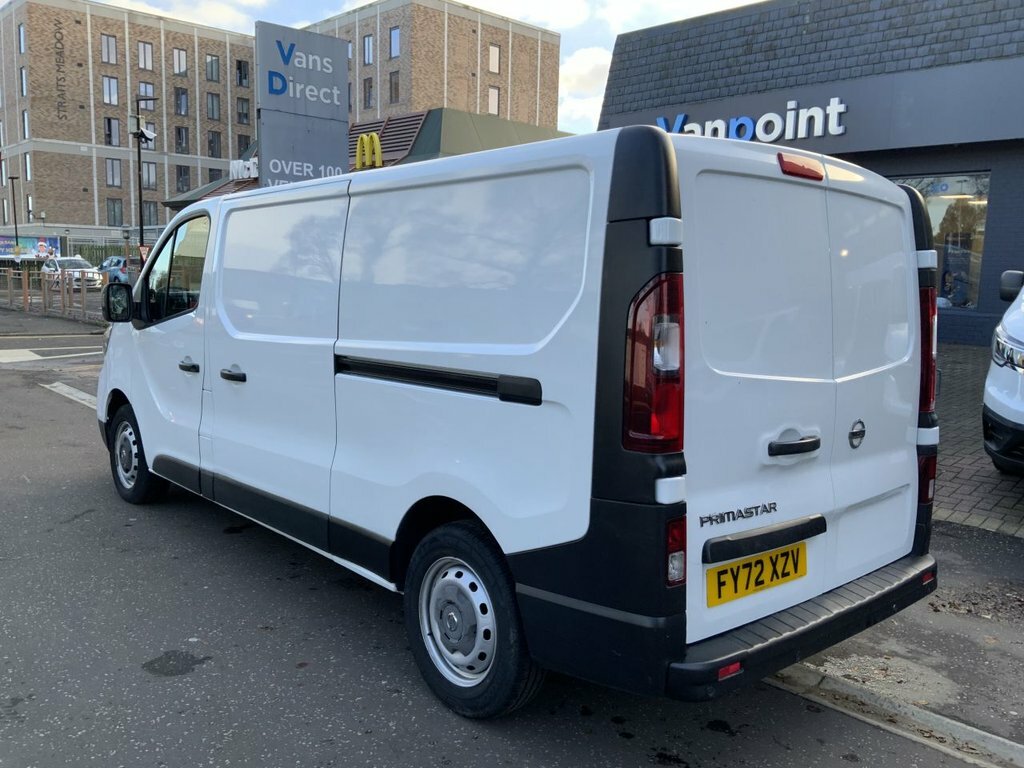 Nissan Primastar 2L Visia FY72XZV White #6
