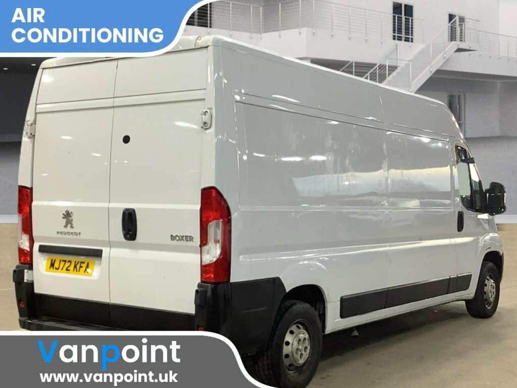 Peugeot Boxer 2.2L Professional MJ72KFA White #4