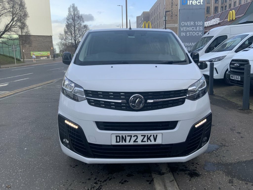Vauxhall Vivaro 1.5L Sportive 6Dr DN72ZKV White #2