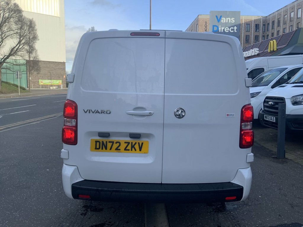 Vauxhall Vivaro 1.5L Sportive 6Dr DN72ZKV White #5