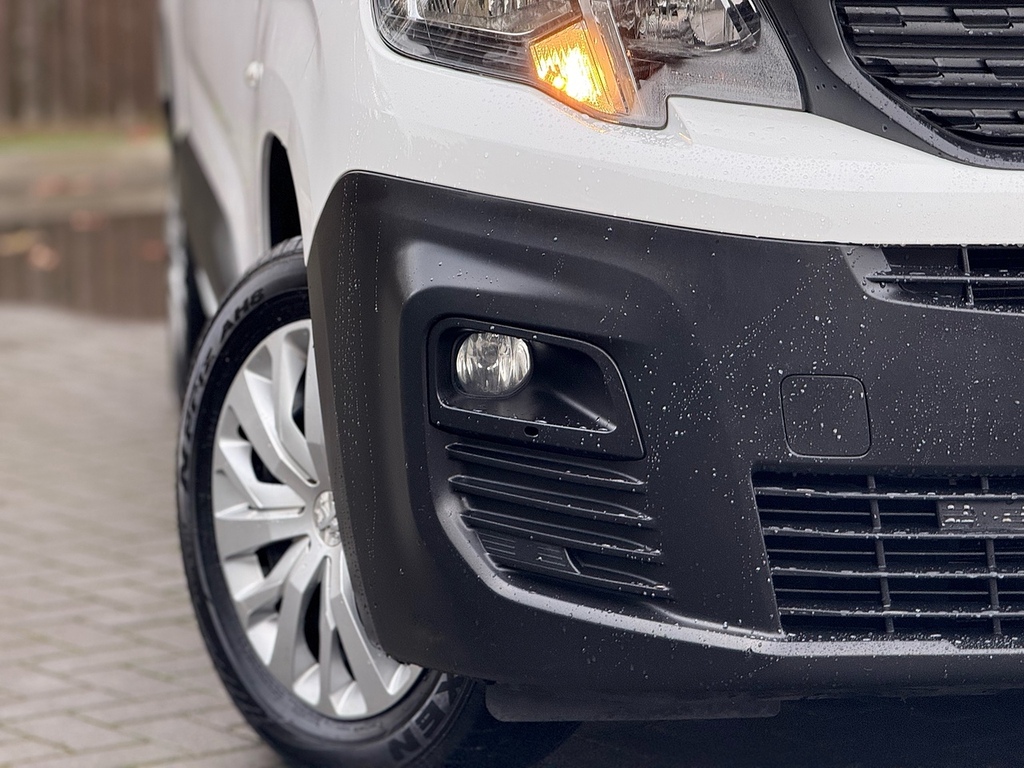 Peugeot Partner Mpv WU21ZCF White #3