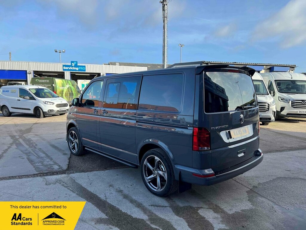 Volkswagen Transporter T32 150Ps Highline Kombi Grey #4