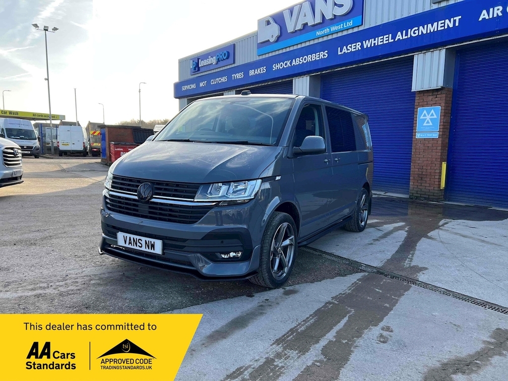 Volkswagen Transporter T32 150Ps Highline Kombi Grey