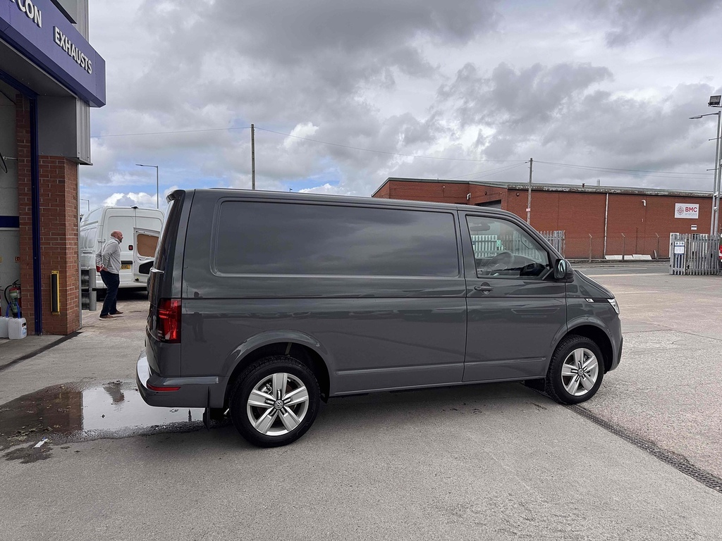 Volkswagen Transporter T32 Highline Tdi Grey #6