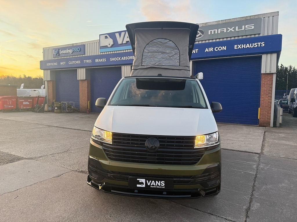 Volkswagen Transporter Tdi T28 Camper 2.0 Tdi Fwd VA21YWK Green #3