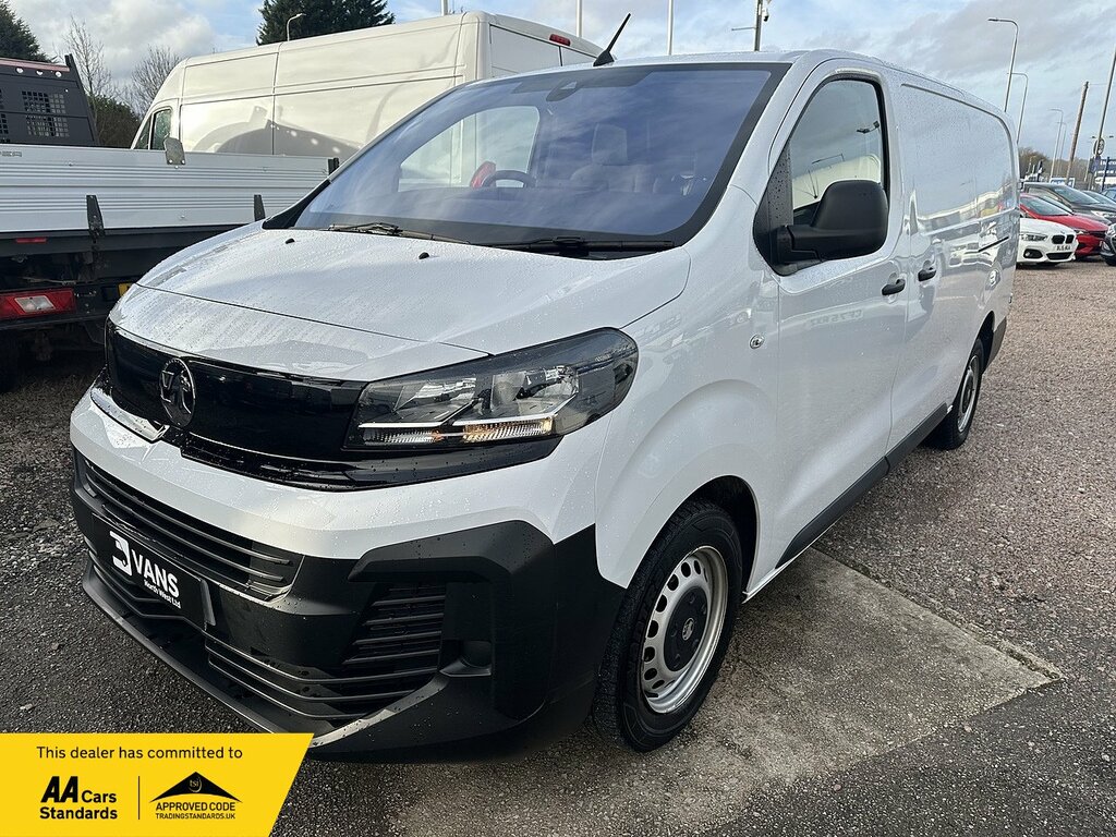 Vauxhall Vivaro Turbo D Prime DS24LFA White #6