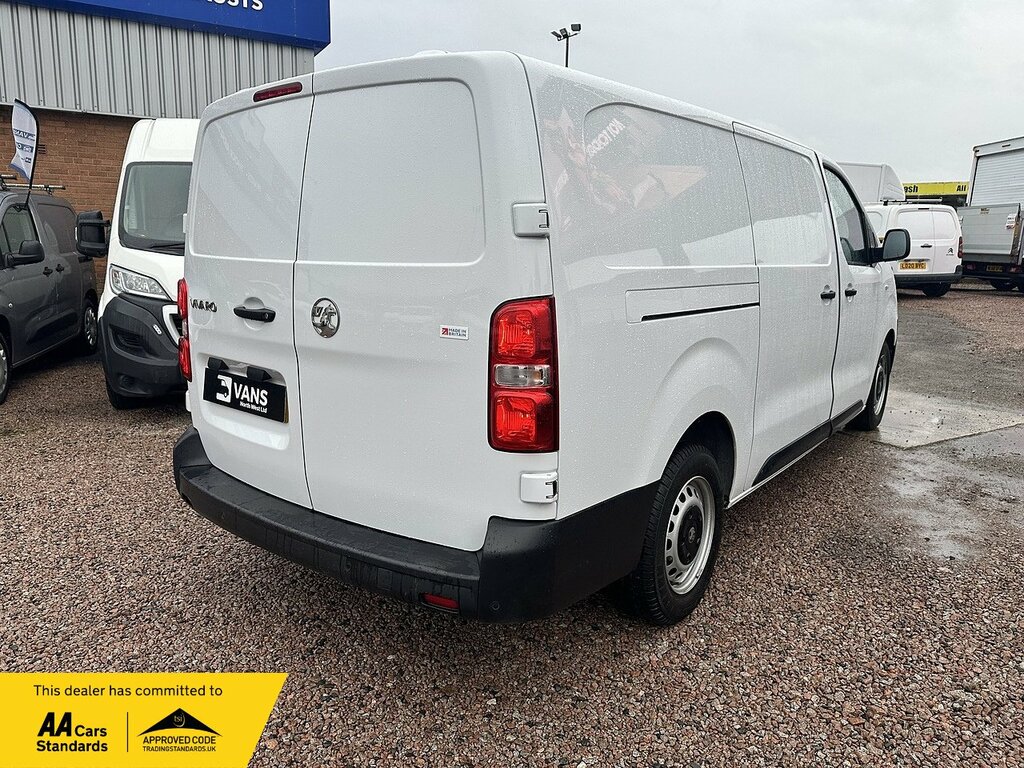 Vauxhall Vivaro Turbo D Prime DN24YYU White #3