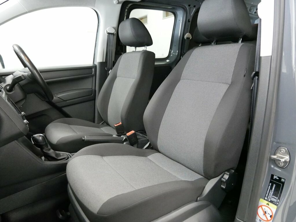 Volkswagen Caddy Maxi 2L 2.0 Tdi C20 Crew Van Double Cab Dsg Grey #5