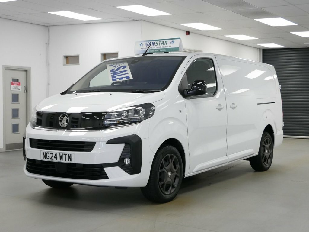 Vauxhall Vivaro 2L 2.0 Turbo D Pro Xl Panel Van 6Dr White
