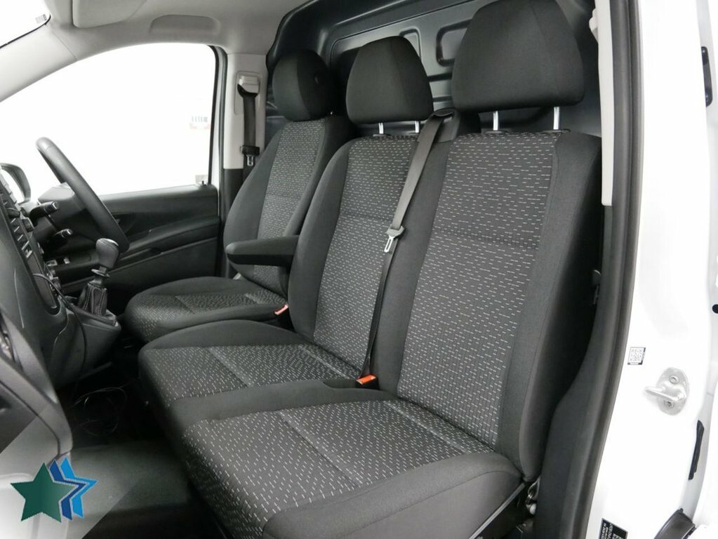 Mercedes-Benz Vito 2.1L 114 Cdi Progressive Panel Van Manu White #4