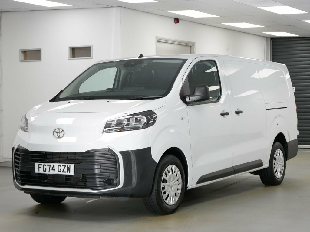 Toyota PROACE 2L 2.0D Icon Long Panel Van 6Dr Lwb White