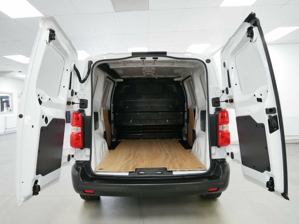 Citroen Dispatch Mpv AV23LVA White #2