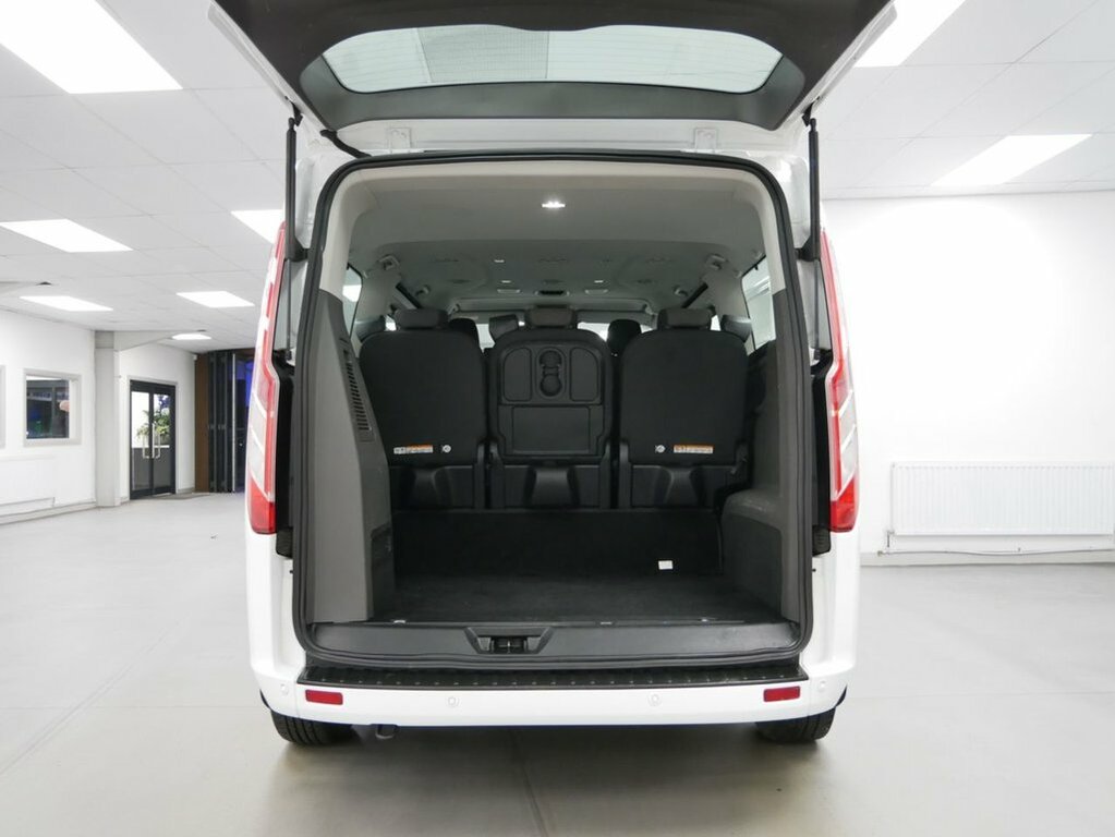 Ford Tourneo Custom 2L 2.0 320 Ecoblue Titanium Minibus Double Cab DY72YHK White #2