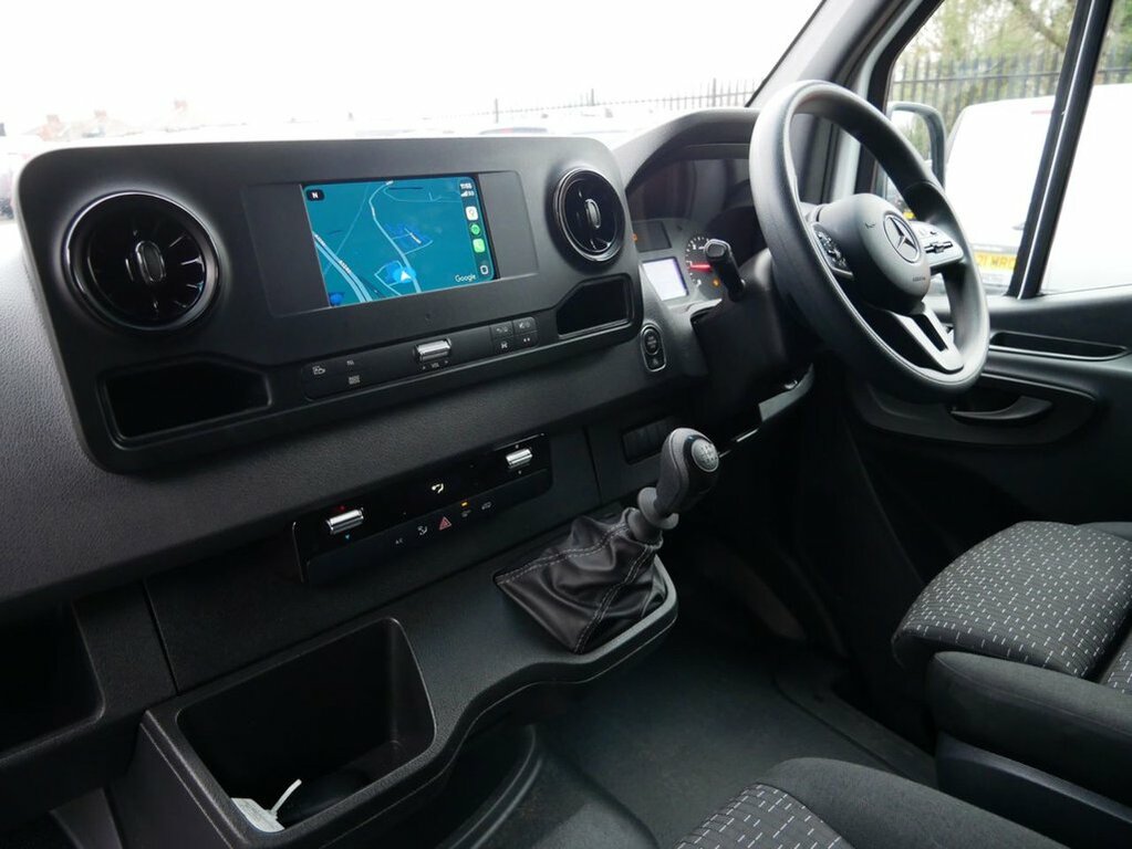 Mercedes-Benz Sprinter 2L 2.0 315 Cdi Premium Panel Van YK73FHL White #3