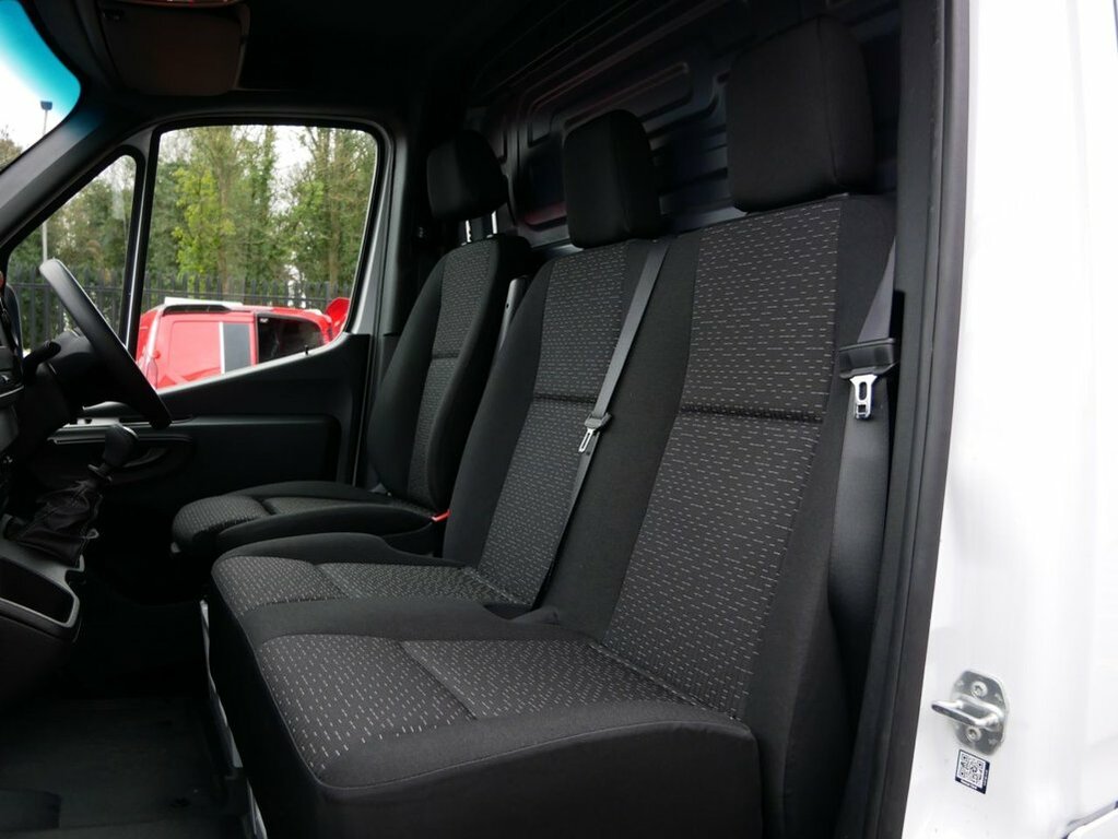 Mercedes-Benz Sprinter 2L 2.0 315 Cdi Premium Panel Van YK73FHL White #5