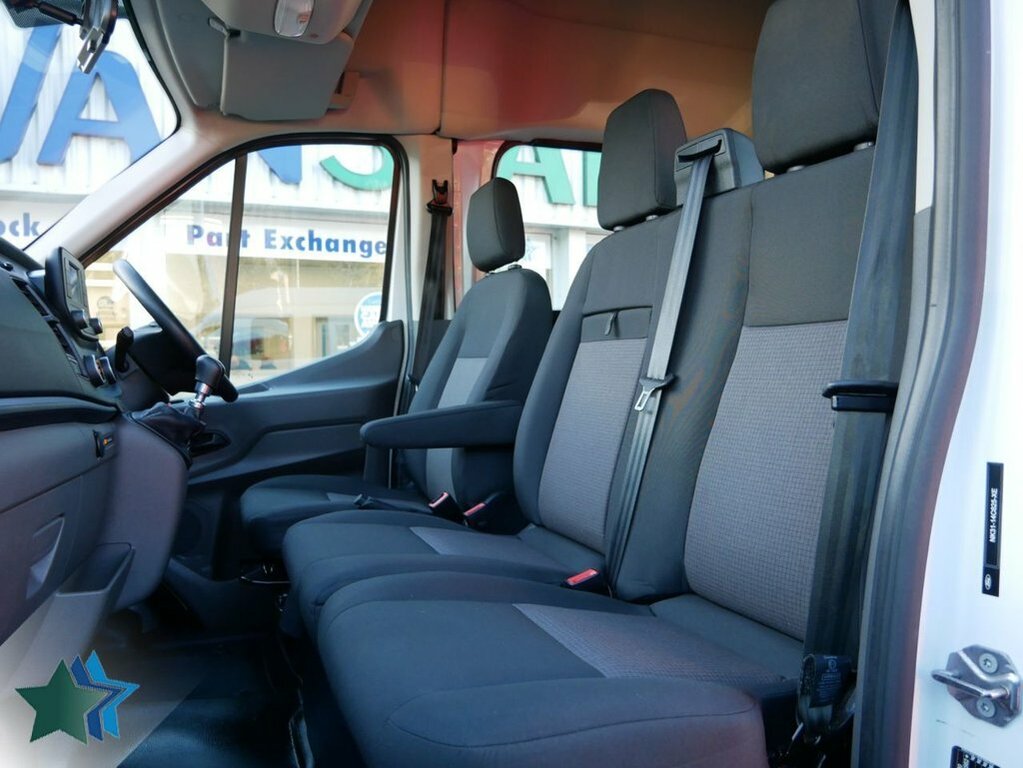 Ford Transit Custom 2L 2.0 350 Ecoblue Leader Crew Van Double Cab 6Dr MT72AFJ White #5