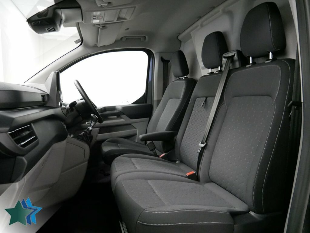 Ford Transit Custom 2L 2.0 280 Ecoblue Limited Panel Van Ma MW74NHG Grey #5