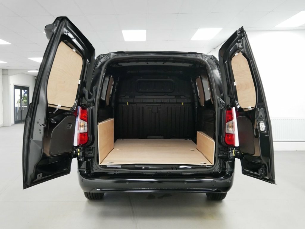 Citroen Berlingo Mpv CBXDA1 Black #6