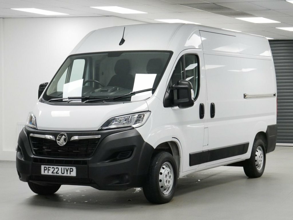 Vauxhall Movano 2.2L Cdti 3500 Biturbo Dynamic Panel Van Diese White