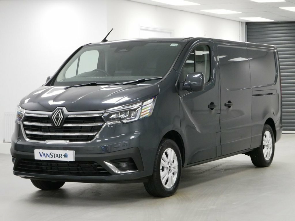 Renault Trafic Mpv Grey