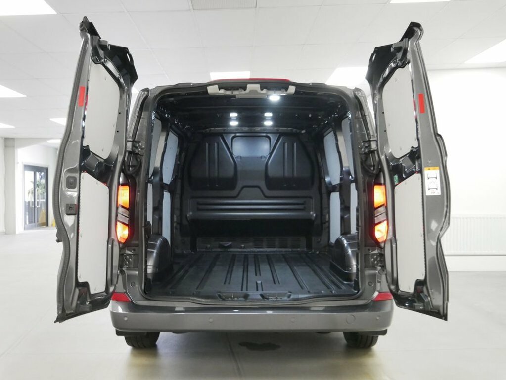 Ford Transit Custom 2L 2.0 300 Ecoblue Limited Panel Van Ma WV24YXW Grey #5